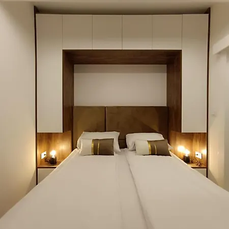 Boutique Apartment *